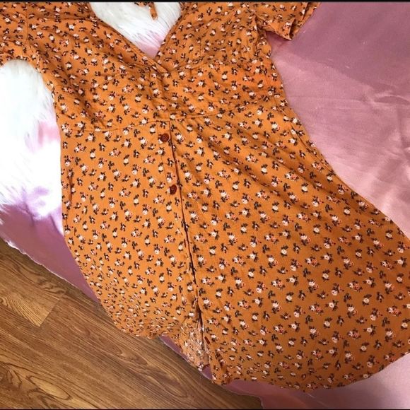 Forever 21 Mustard Flowy Woven Dress - Picture 6 of 7